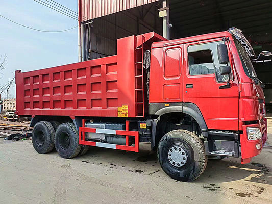 Sinotruk HOWO camion de décharge 6X4 en stock 380hp 25 CBM camion de décharge 40 tonnes avec le prix d'usine