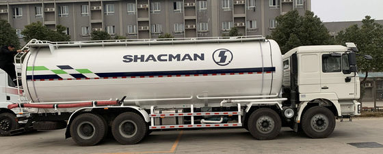 Shaanxi Shacman Camions spéciaux Ciment sec en vrac Camion de transport de ciment 8 vitesses