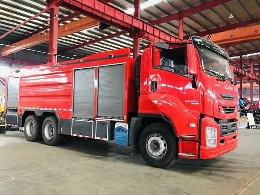 ISUZU 4X2 700P camion de lutte contre les incendies petit camion de sauvetage des incendies 4cbm 5cbm