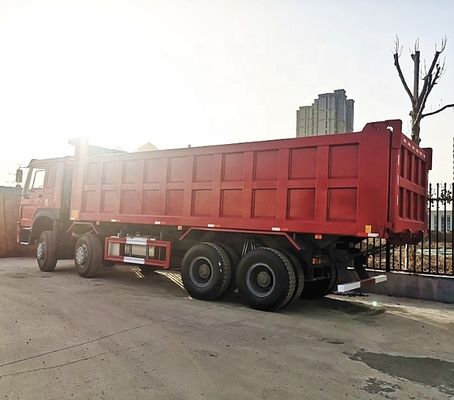 Chine Sinotruck Howo 6X4 Camion à décharges 371HP Camion à bascule