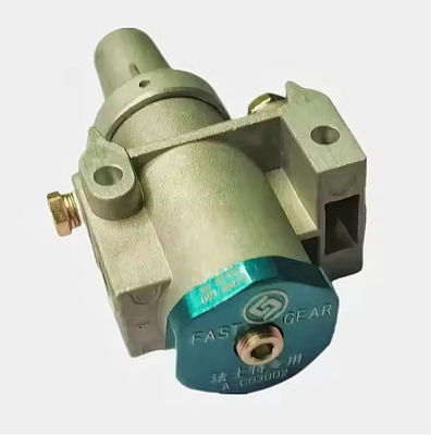 Pièces détachées originales pour camions Shacman Boîte de vitesses régulateur de filtre à air A-C03002 A-4740 Pièces de transmission
