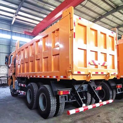 Chinois Shacman 8X4 50 tonnes 60 tonnes camion de décharge standard