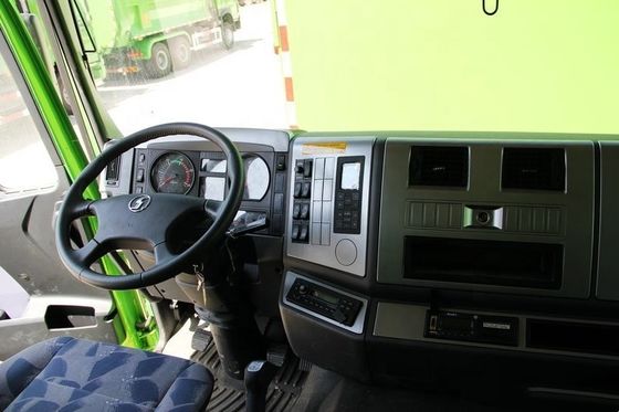 Shaanxi Shacman camion de décharge F3000 8x4 camion à décharge lourde 60 tonnes Euro 2