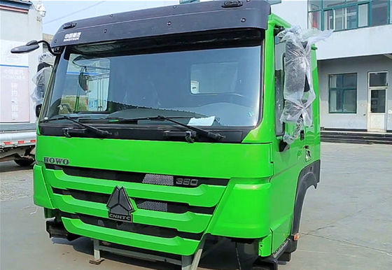 Pièces détachées de camions Howo Cabine à toit plat Assy Cabine de camions lourds pour remplacement