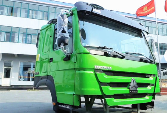 Pièces détachées de camions Howo Cabine à toit plat Assy Cabine de camions lourds pour remplacement