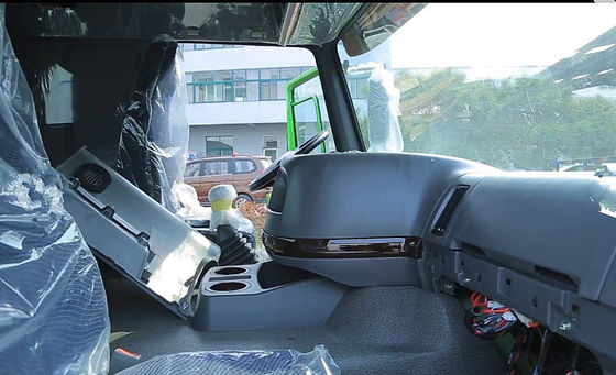 Pièces détachées de camions Howo Cabine à toit plat Assy Cabine de camions lourds pour remplacement