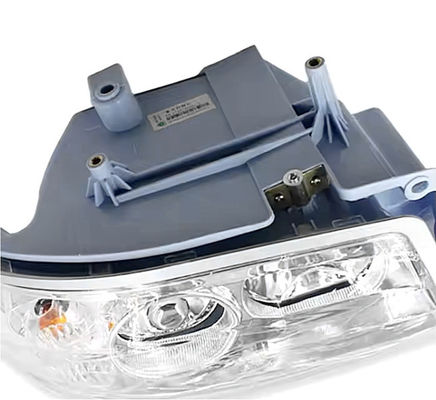 Sinotruk Howo Shacman C7H Pièces détachées de camion 812W25101-6002 Feuil avant d'éclairage droit Pour remplacer
