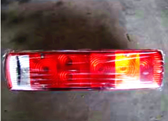 Sinotruk Howo Shacman camion pièces de rechange combinaison feu arrière AZ9719810001