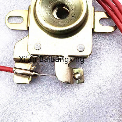 Pièces détachées de camions Shacman M3000/X3000 serrure et câble DZ14251110080 siège de serrure et assemblage de la tige d'attache original