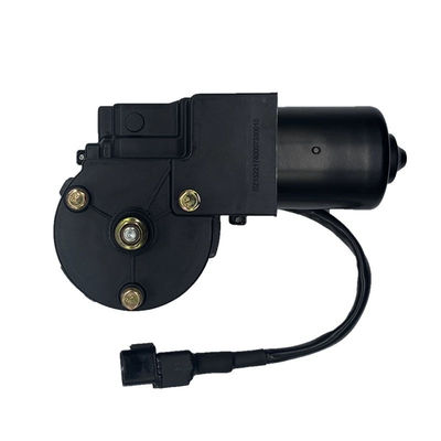 Tracteur routier robuste avec capacité de carburant de 600L et 300L, couple maximal de 1500 N.m et capacité d'essieu avant de 7 tonnes et 9 tonnes